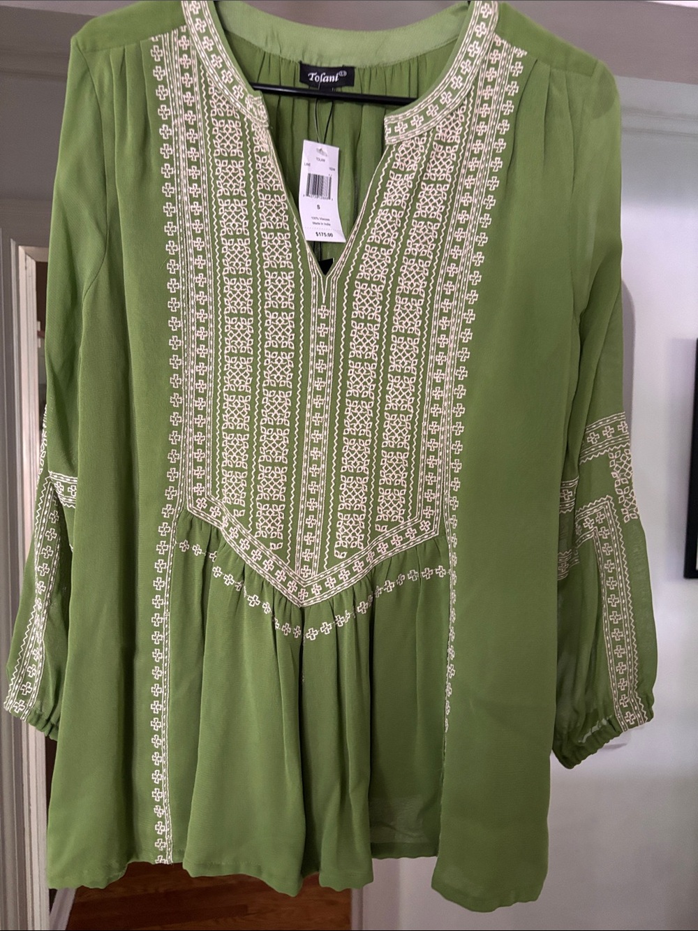 Tolani Green Embroidered Peasant Blouse